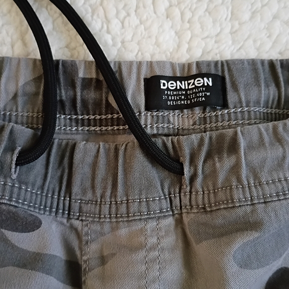 Denizen Levi Strauss Gray Camo Men's Jogger Pants - Picture 3 of 6